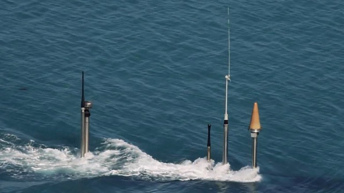 Буксируемая антенна подводной лодки параван