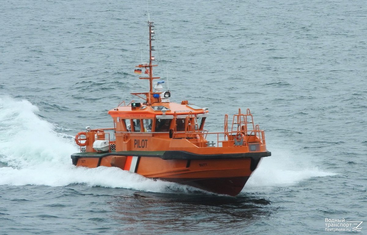Лоцманский катер ЛК-141
