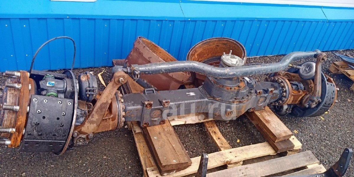 Передний мост Ивеко Траккер 6х6