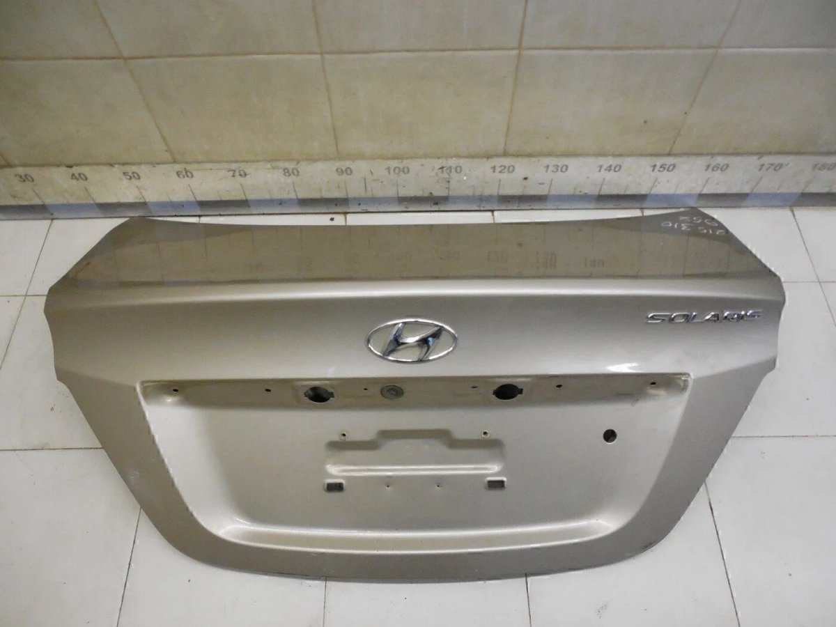 692004y010 крышка багажника