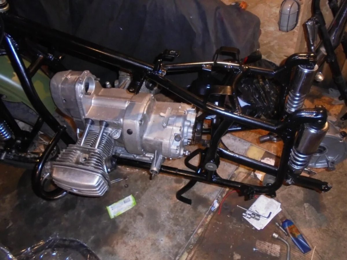 Урал с двигателем Лифан