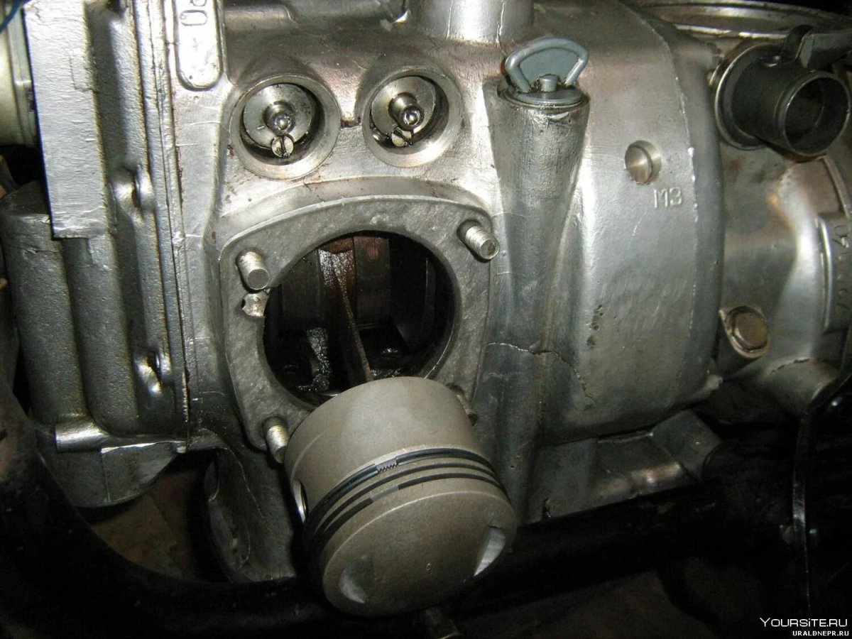 Картер двигателя мотоцикла Урал