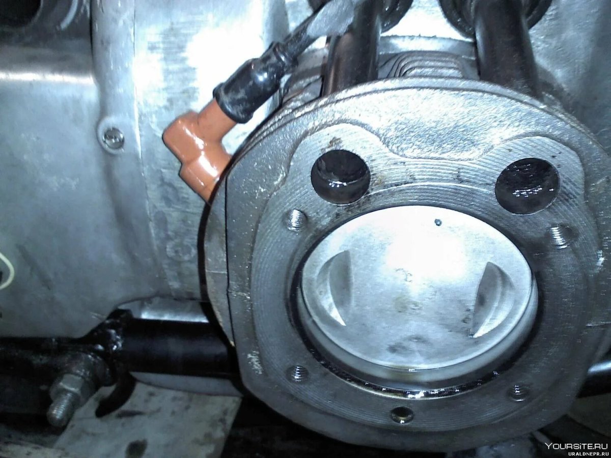 Поршни ВАЗ 2107 на Урал мотоцикл