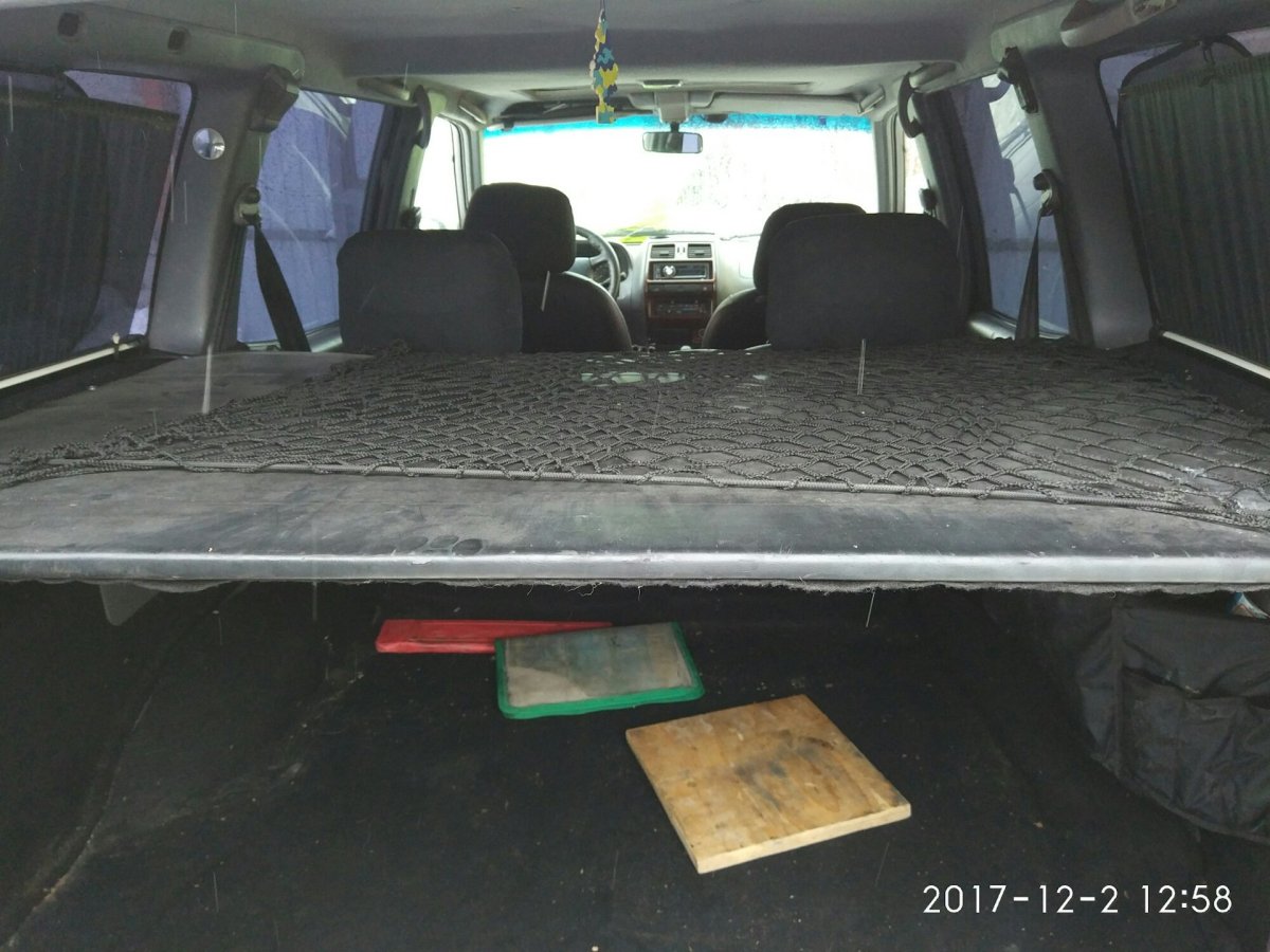 Ниссан Террано полка багажника