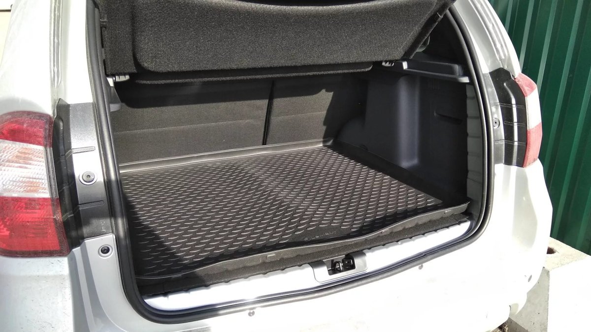 Nissan Terrano 2013 багажник