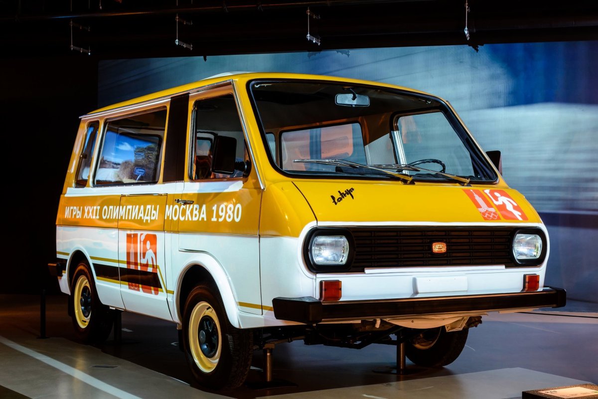 РАФ-2203 электро