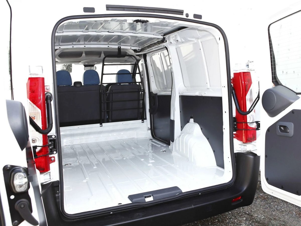 Фиат Скудо фургон грузовой отсек