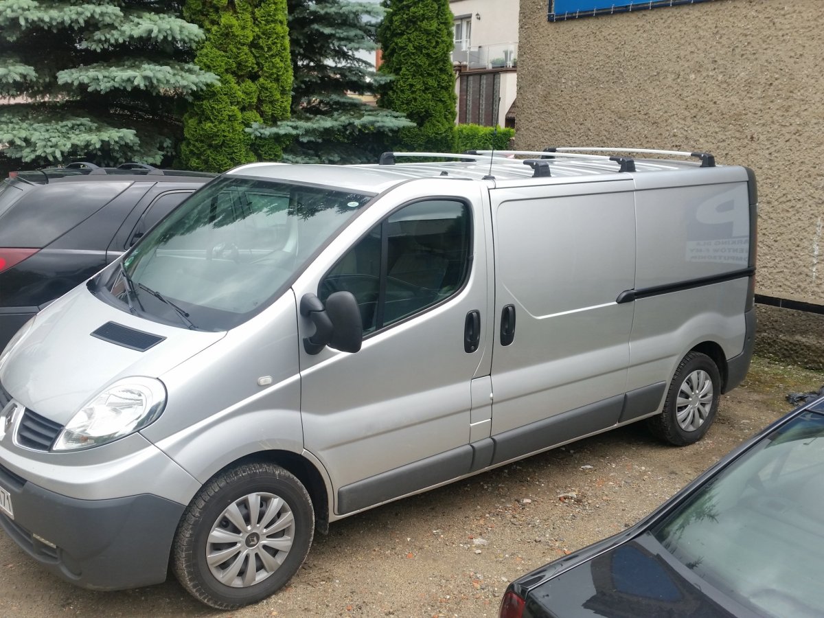Opel Vivaro багажник