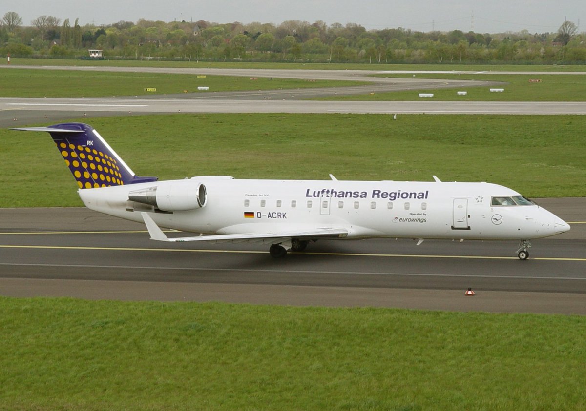 Mitsubishi CRJ-200er