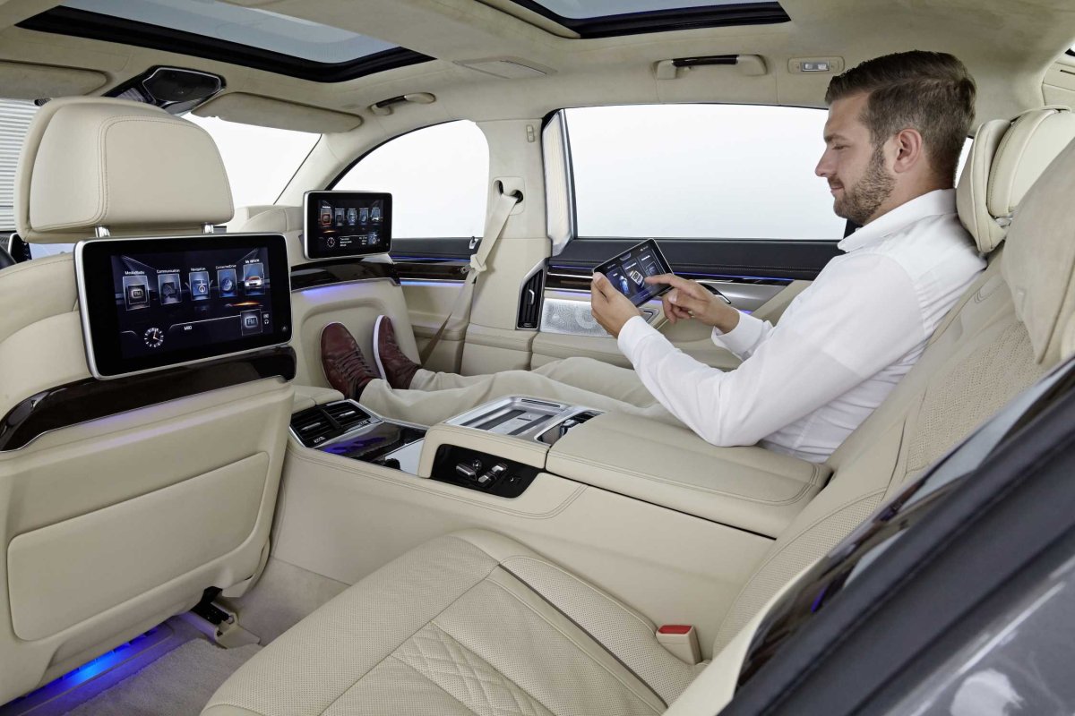 BMW 7 g11 салон