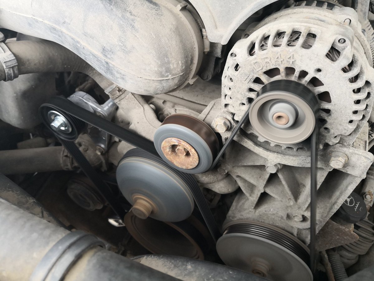 Приводной ремень Эскалейд 6.2