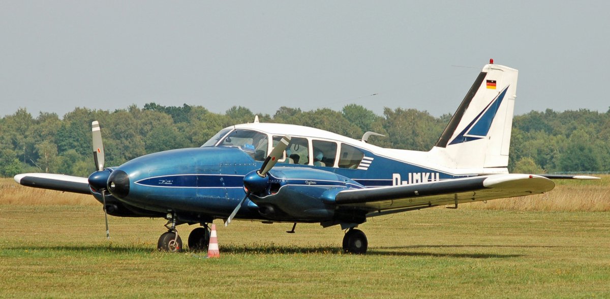 Piper 23