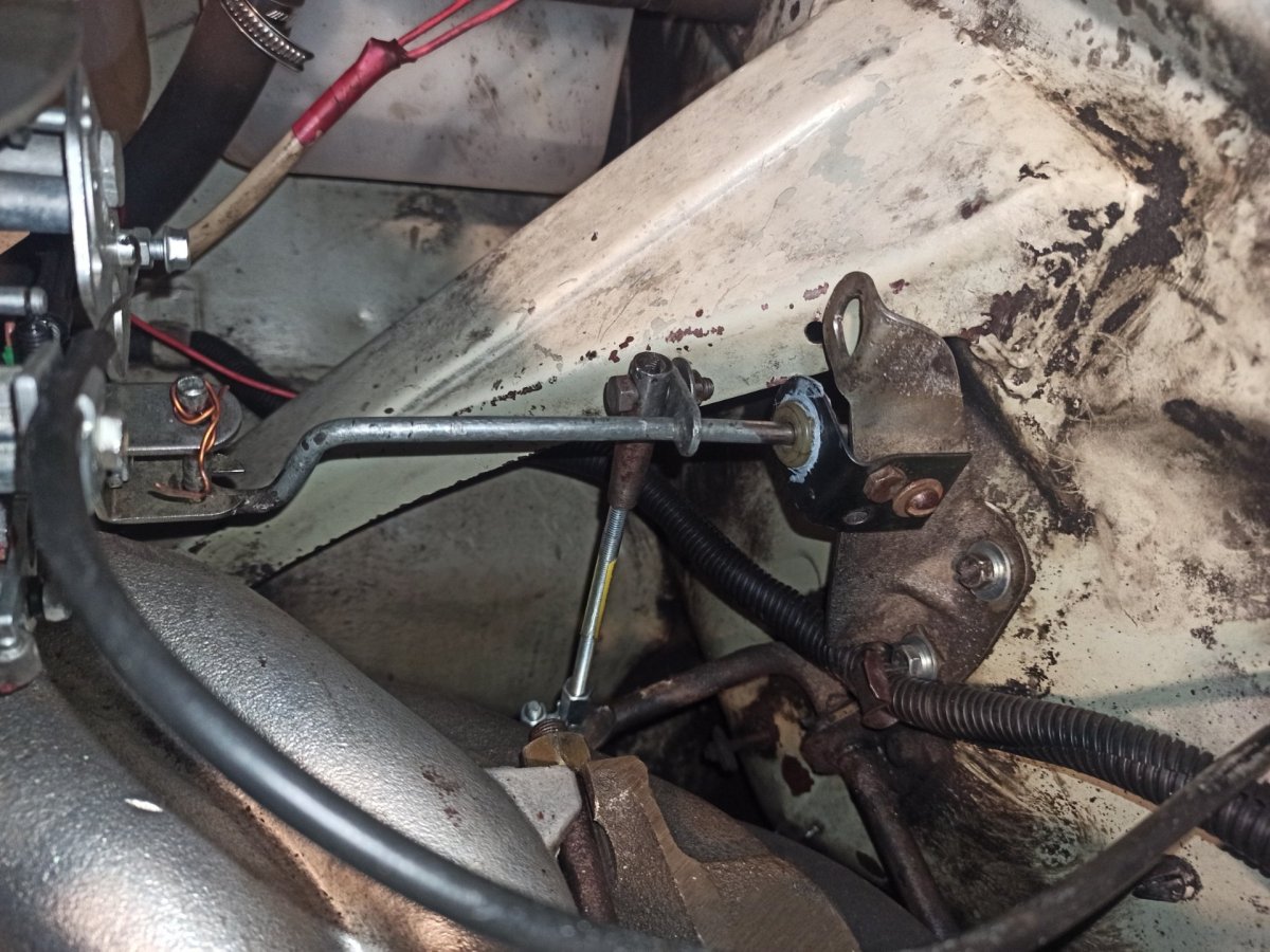 ГАЗ 24 привод газа