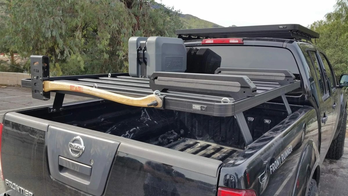 Toyota Tundra 2022 с багажником