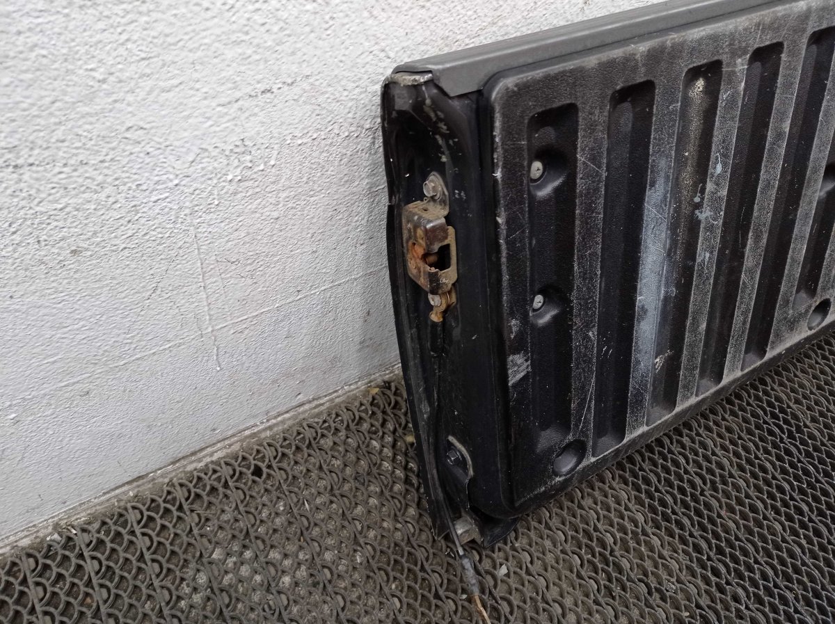 Холодильник горит