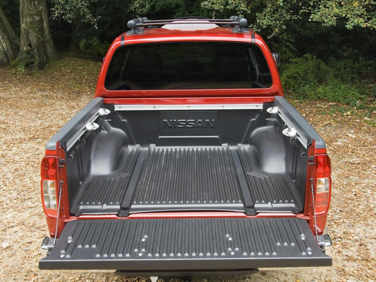 Ниссан Навара 2012 багажник