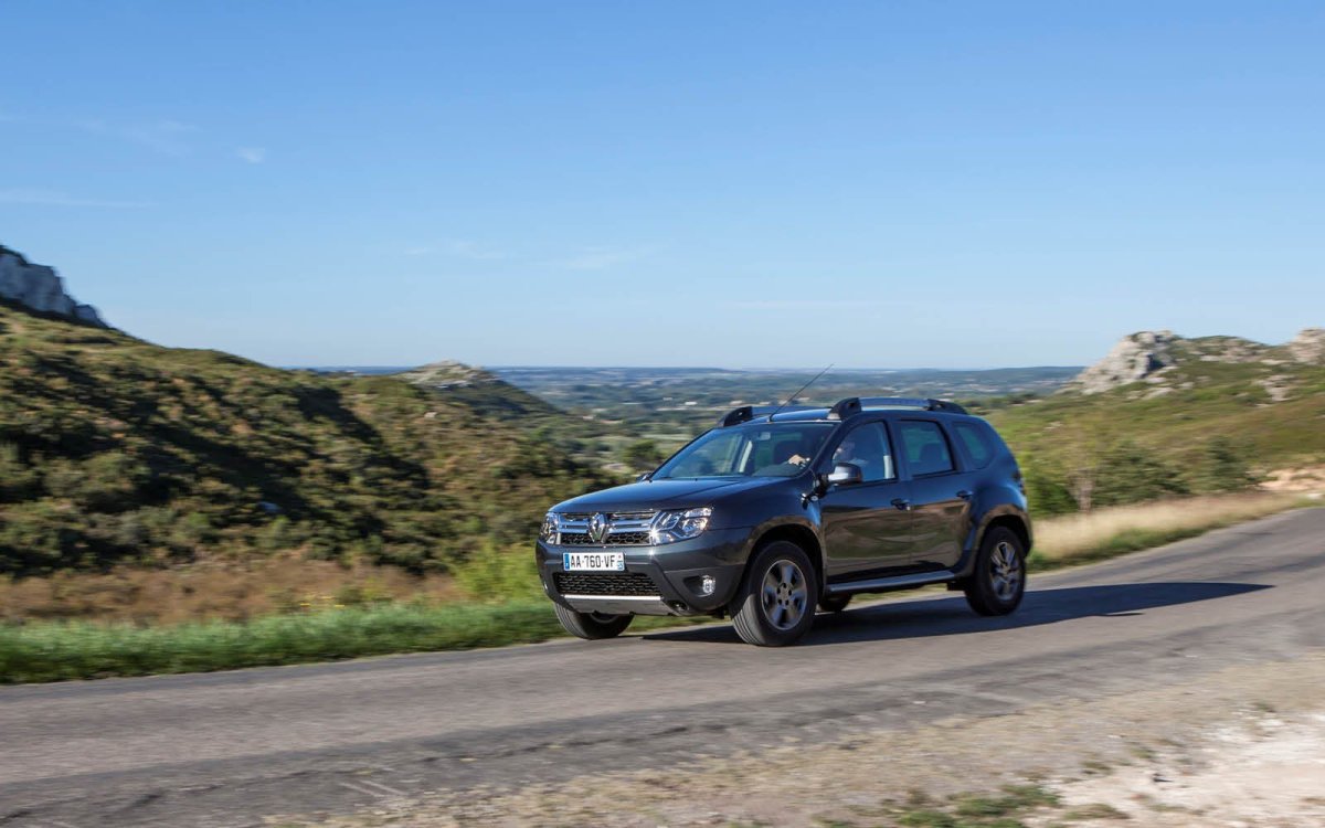 Логан внедорожник