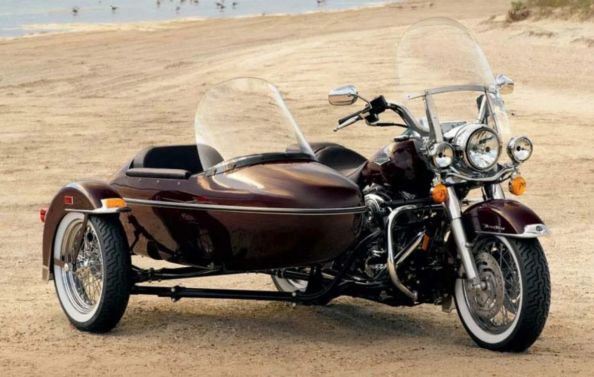 Харлей Дэвидсон с коляской