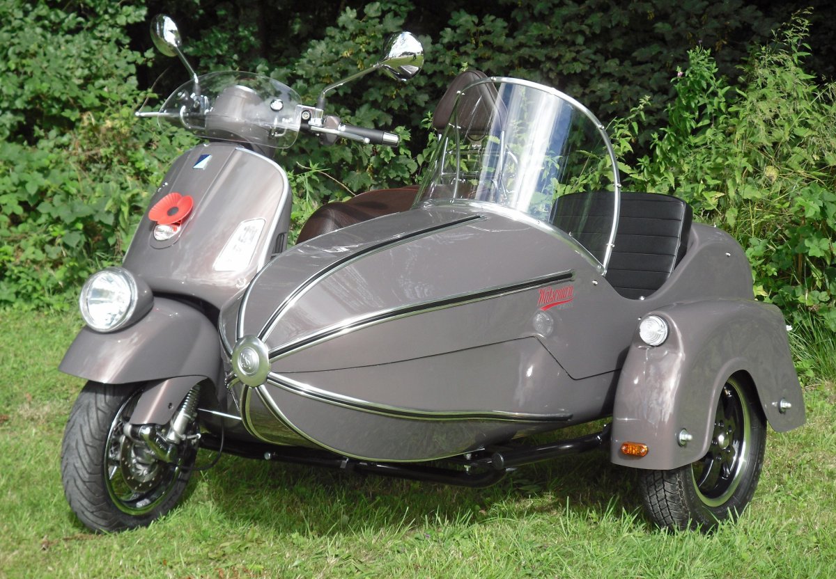 Мотороллер Вятка Sidecar