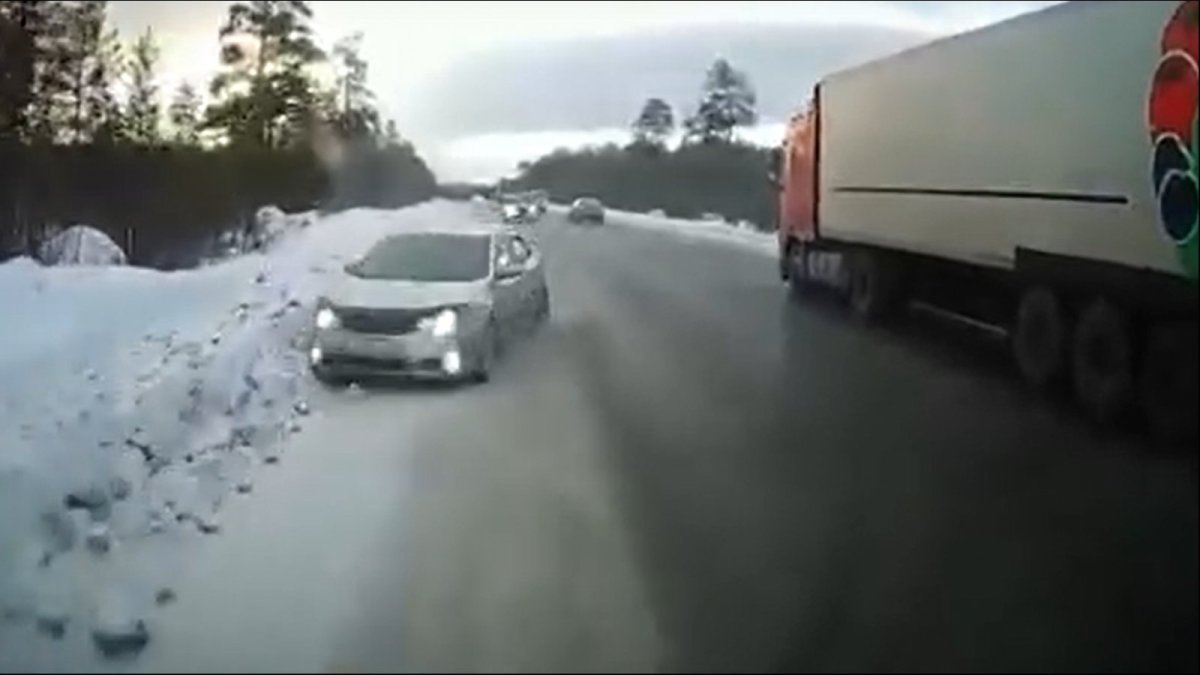 Автомобиль для трассы