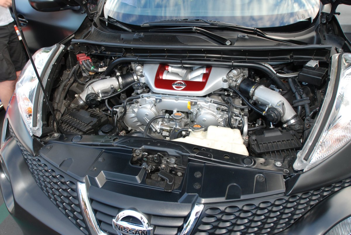 Ниссан Джук двигатель 1.6