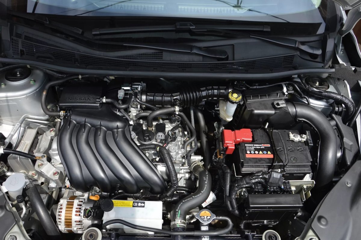 Мотор Nissan hr16 de