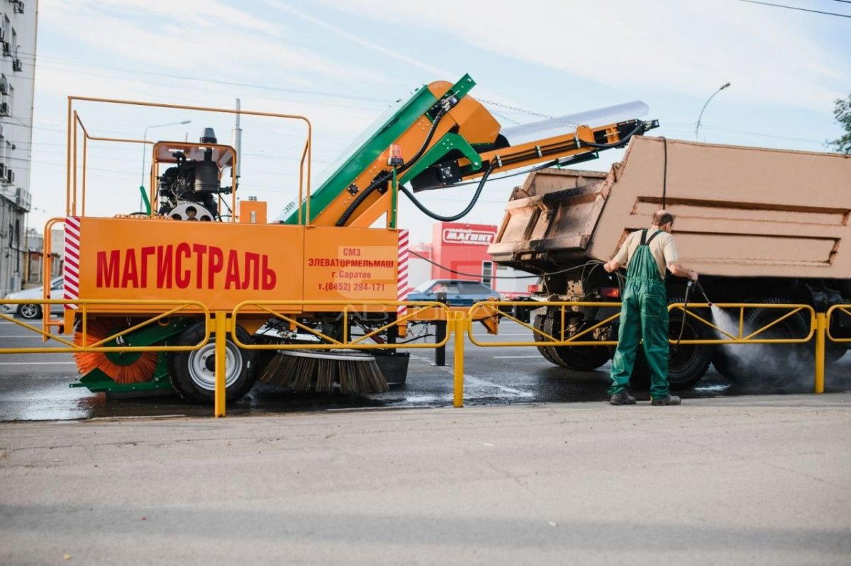 Подметально-уборочная машина пум-001 «магистраль»