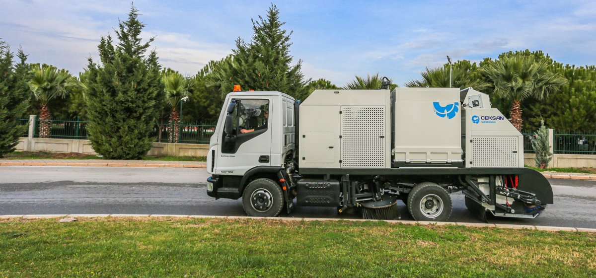 Вакуумная подметально-уборочная машина прицеп Ceksan HMT 2000