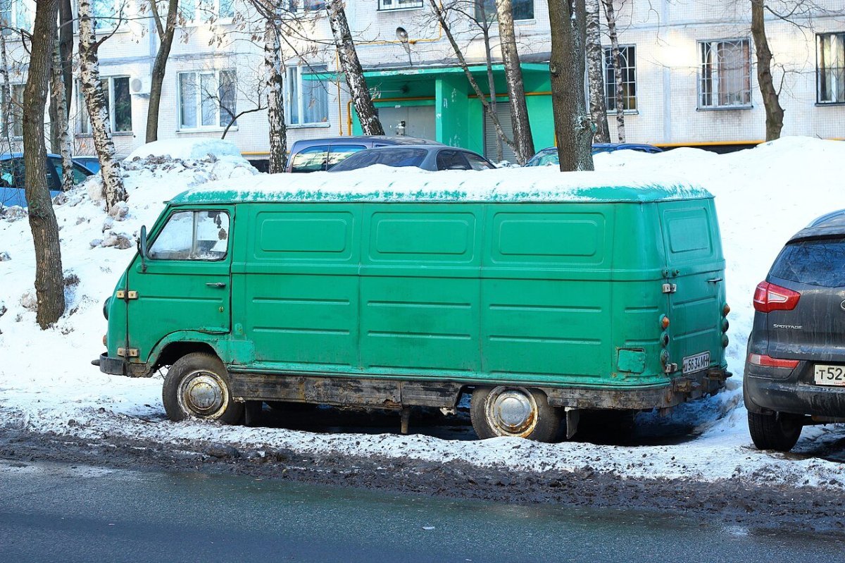 ЕРАЗ-762 бортовой фургон