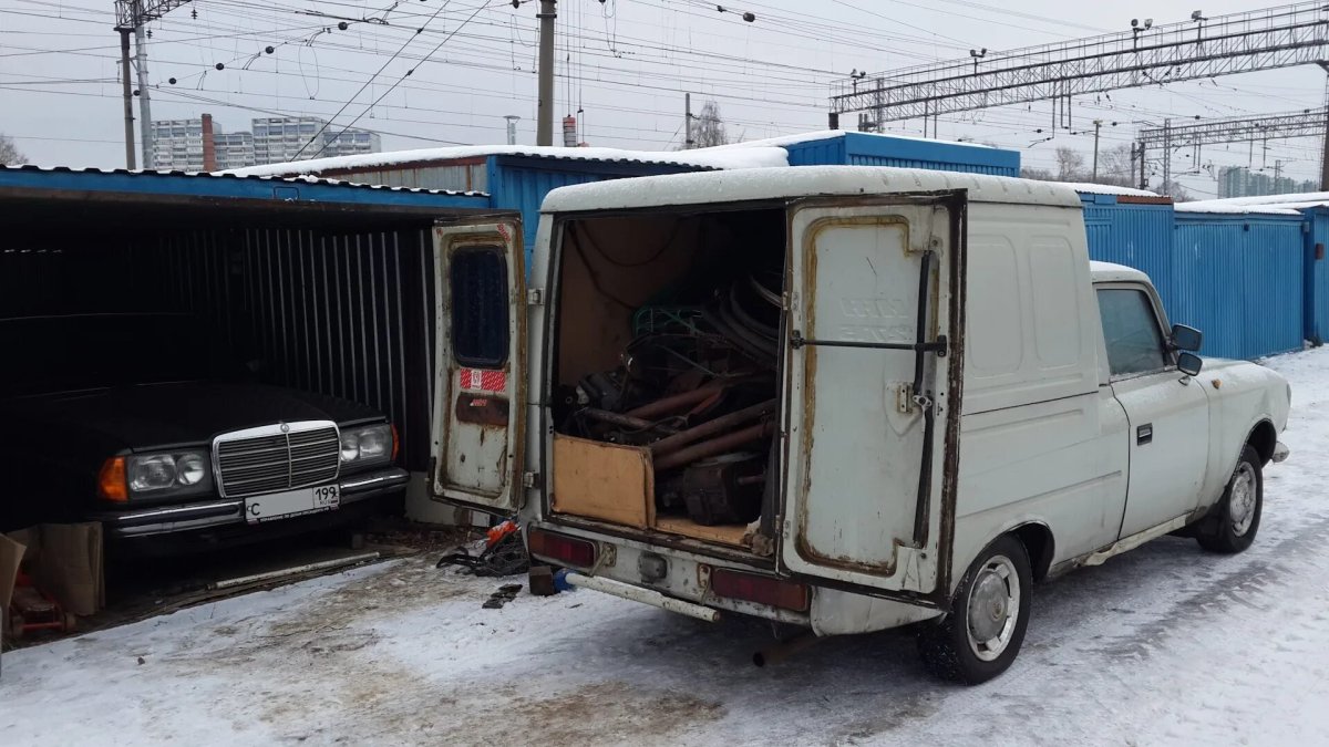 ИЖ 2715 хлебовозка