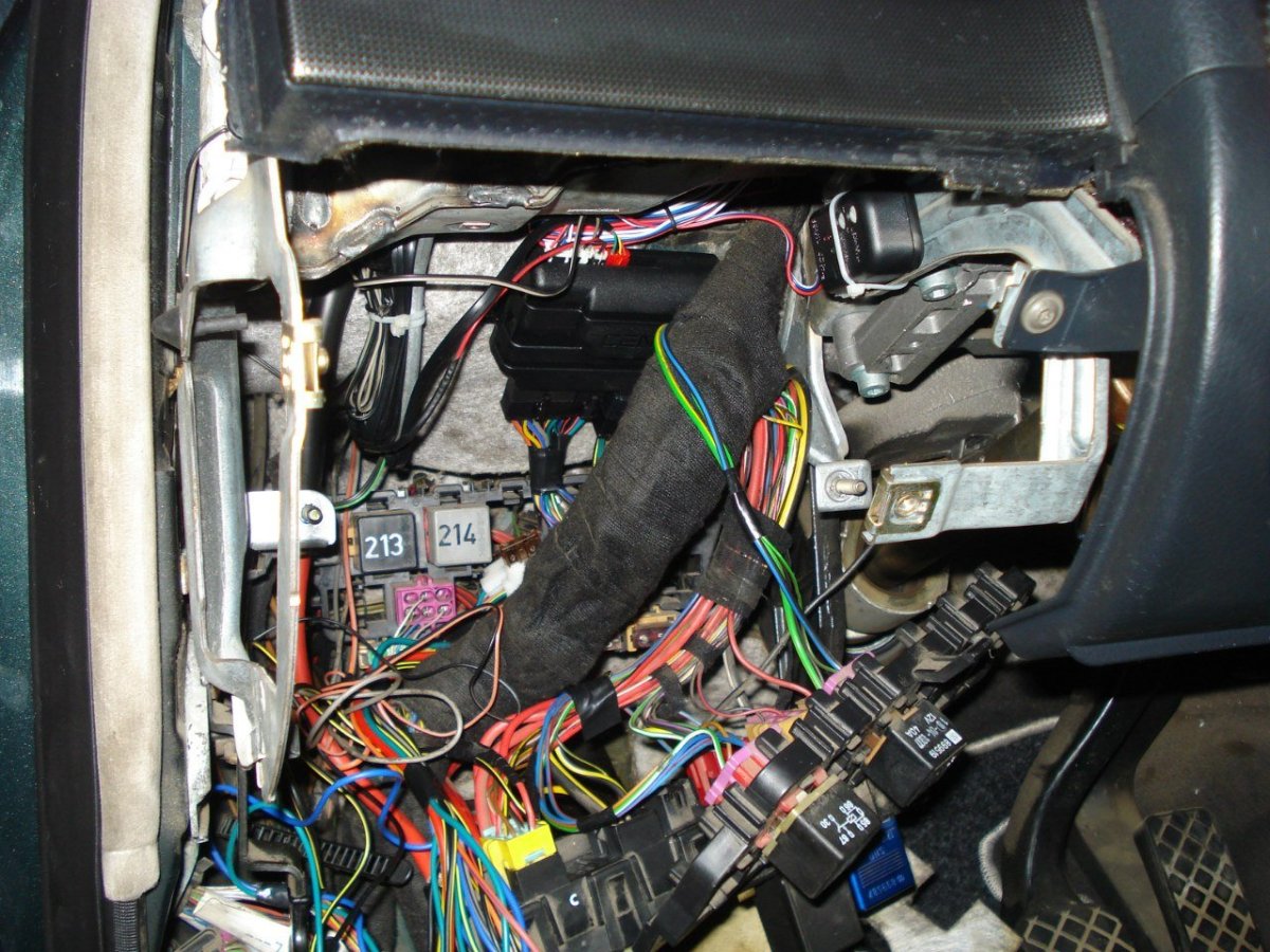 Блок иммобилайзера Пассат б5