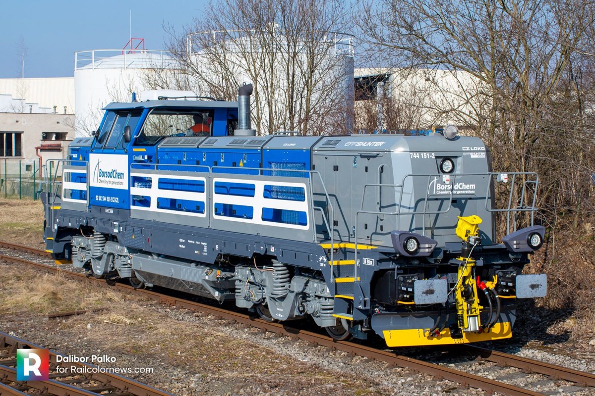 Электровоз маневровый 110