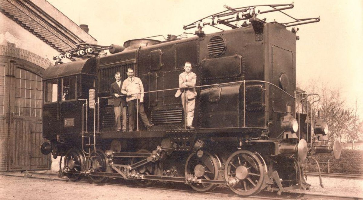 Первый дизельный Локомотив 1912