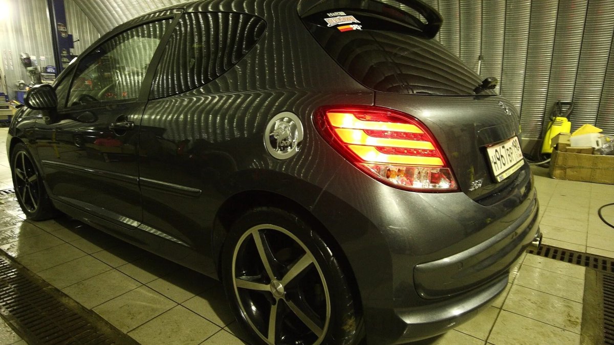 Peugeot 207 RC Tuning