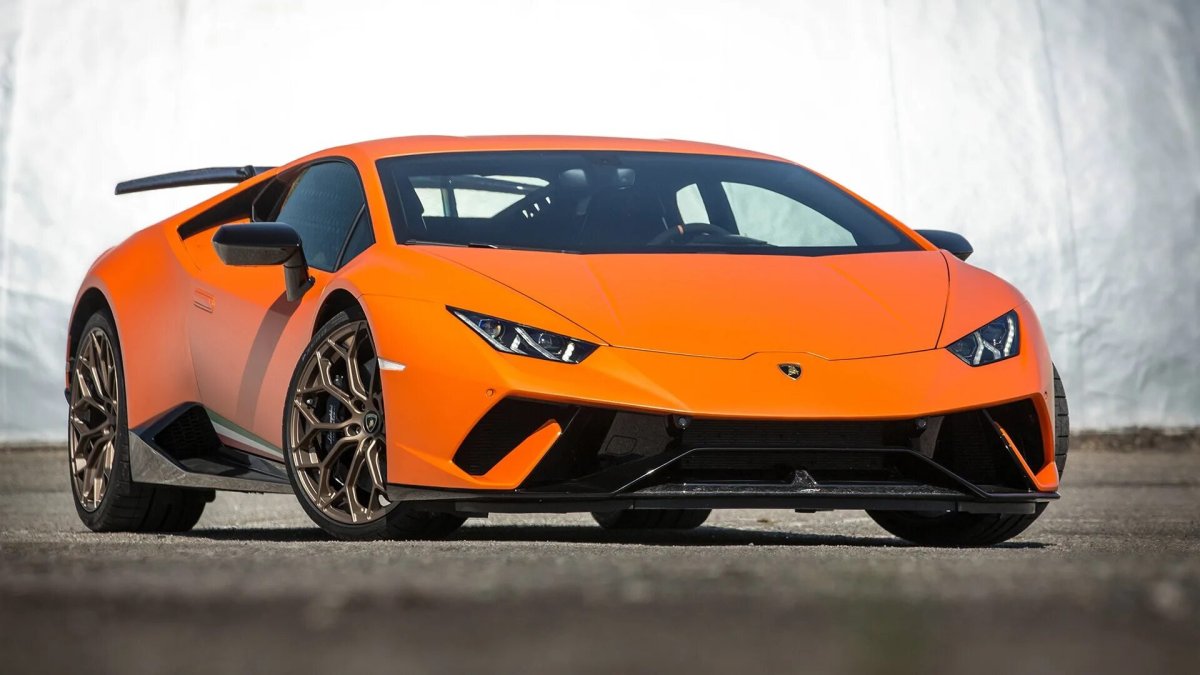 Ламборгини Уракан