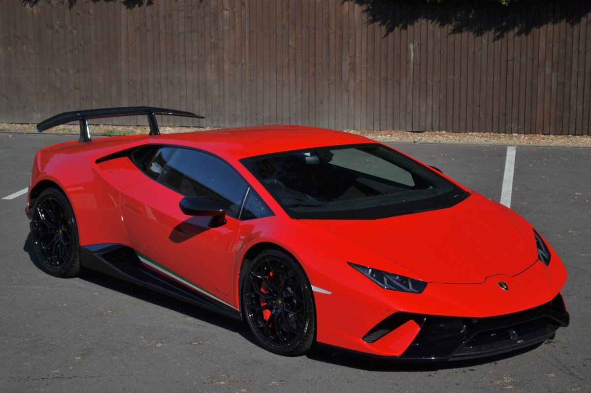 Ламборджини Уракан