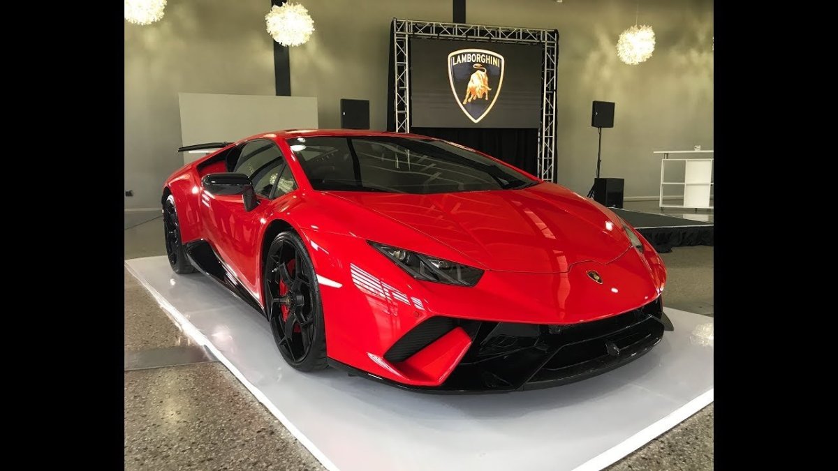 Lamborghini Huracan Red