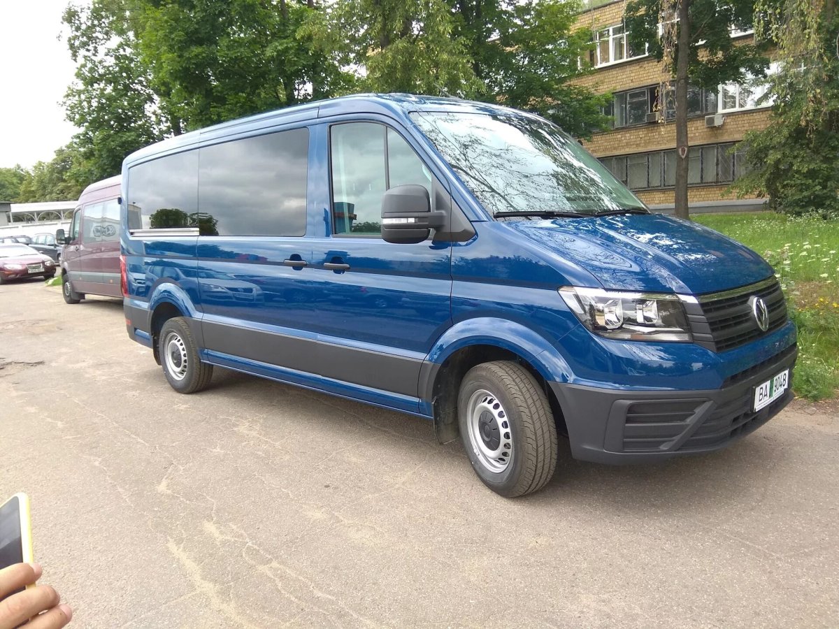 Фольксваген Крафтер 8 местный
