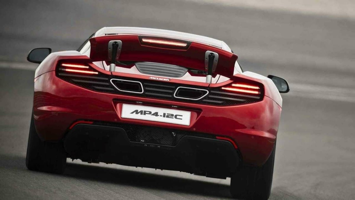 MCLAREN mp4-12c Red