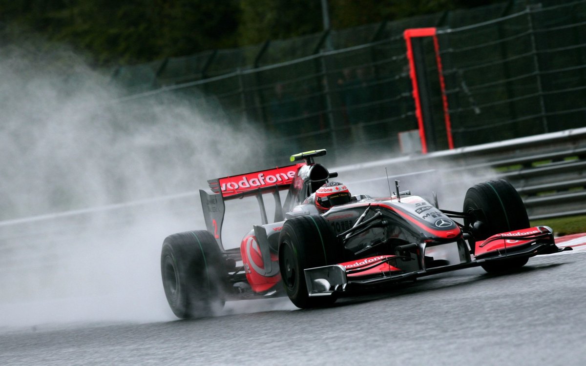 MCLAREN mp4-24