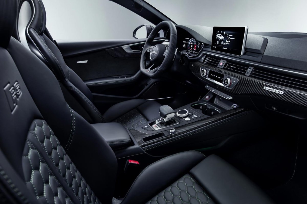 Audi rs5 Interior