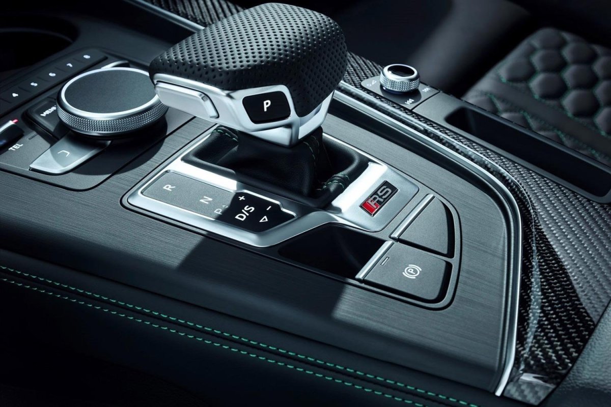 Ауди Спортбэк коробка