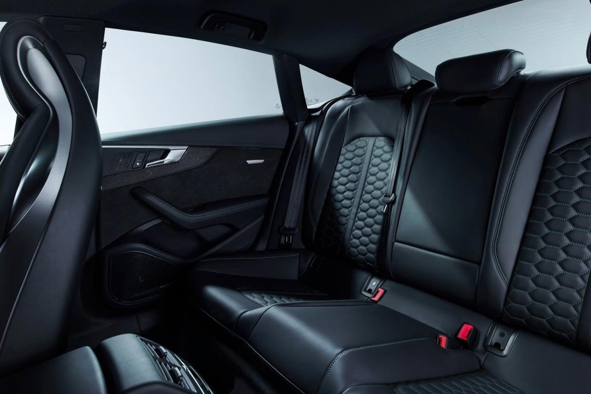 Ауди rs5 салон