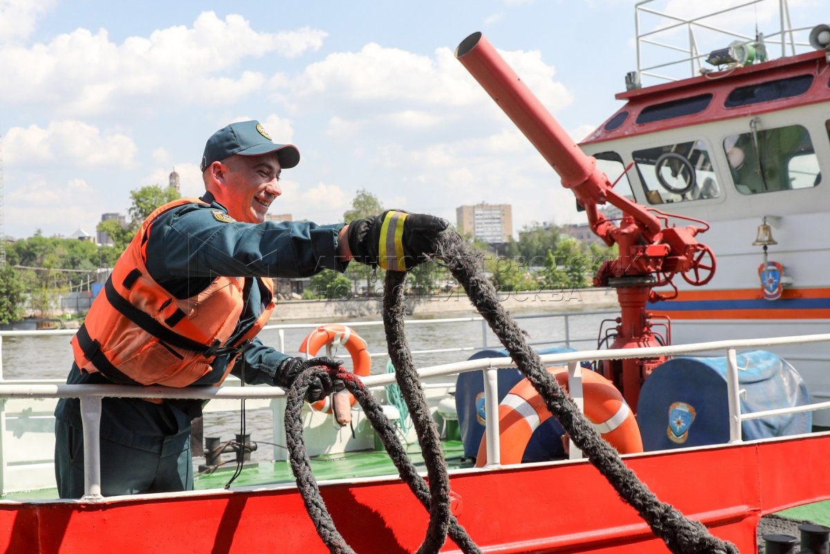 Пожарный МЧС