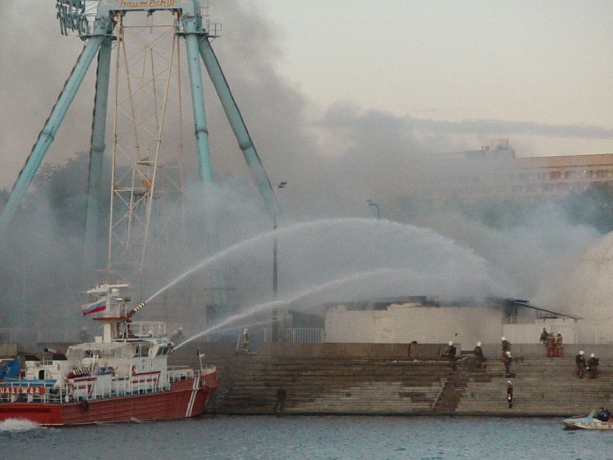 Пожарный катер Надежда