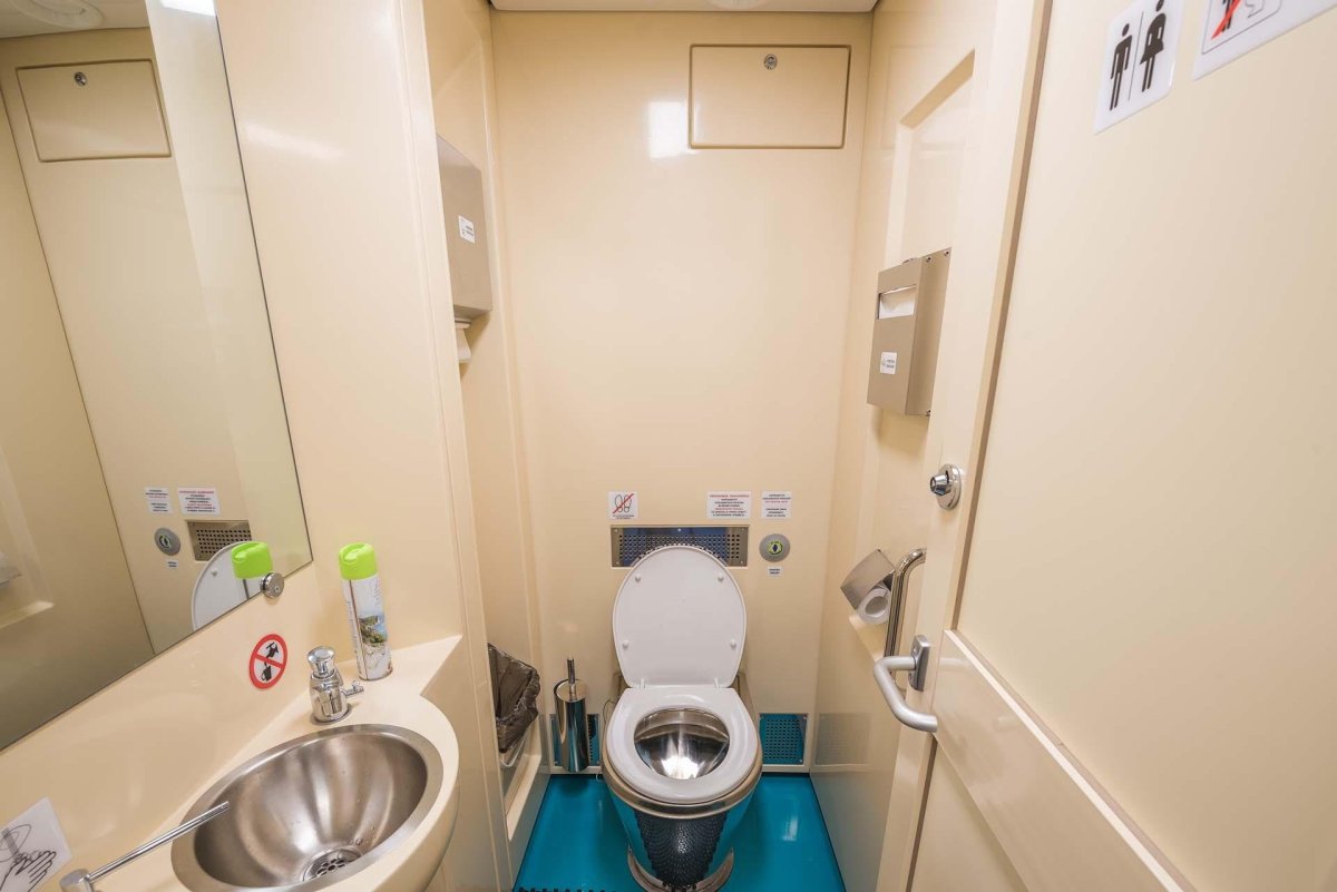 Поезд Таврия 179а Санкт-Петербург Евпатория