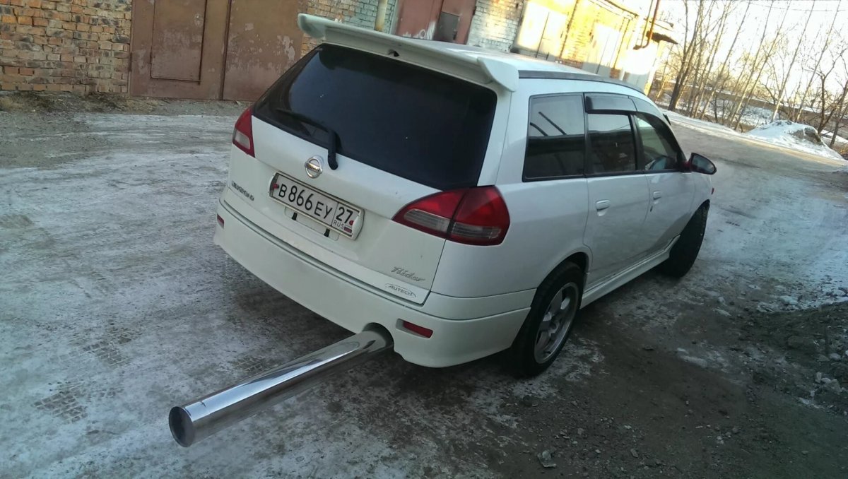 Nissan Wingroad 2002 спойлер
