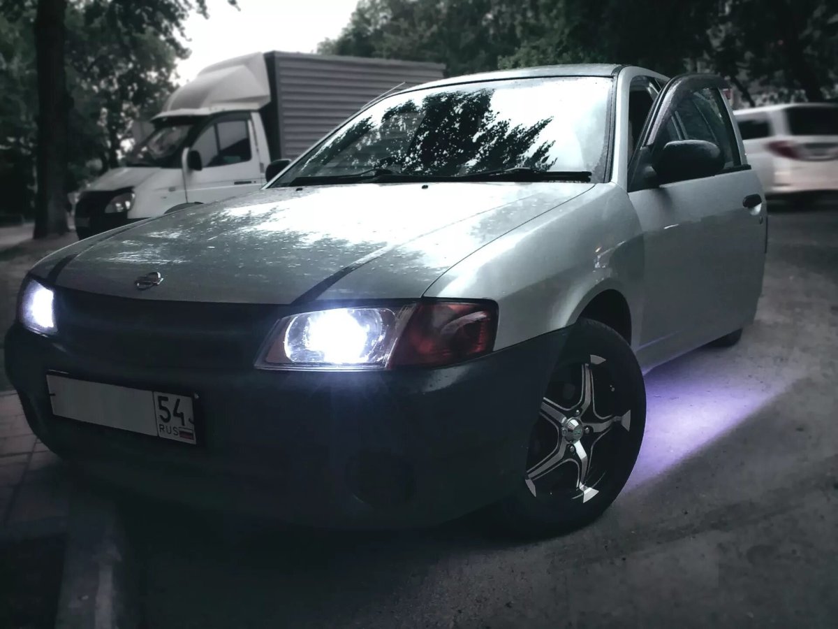 Ниссан ад 124