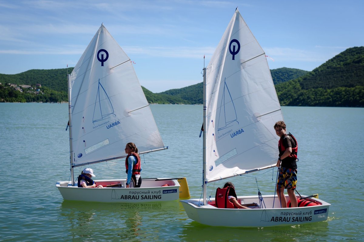 Парусная школа Абрау-Дюрсо