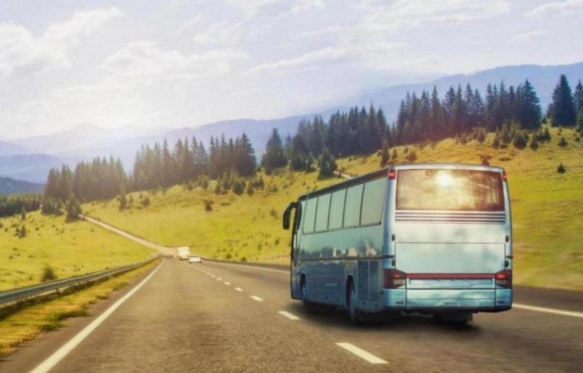 Автобус в горах